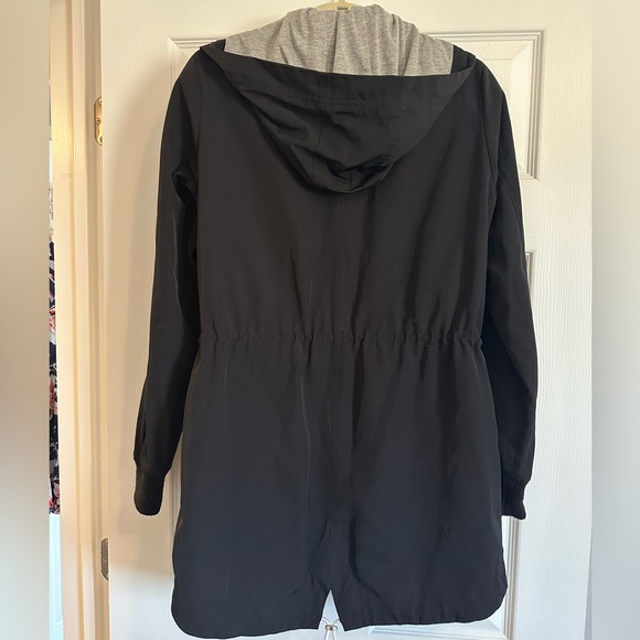 Vince Camuto Rain Jacket - Picture 5 of 5